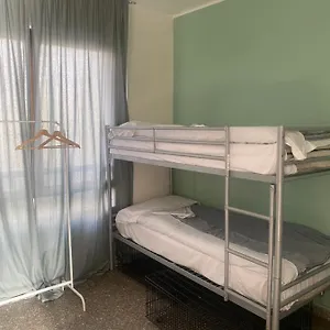 Mrhostel Хостел Милан