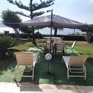 https://villa-sullo-stretto.sicilyhotelsitaly.net